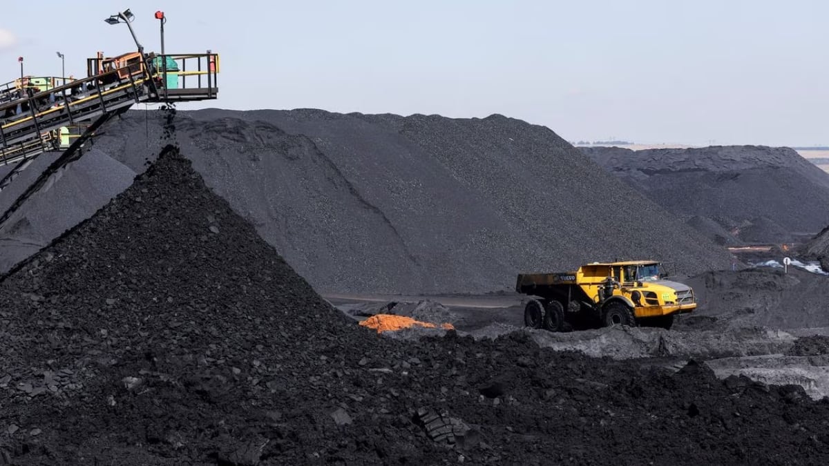 Coal ministry asks Department of Financial Services for classifying coal under infrastructure sector